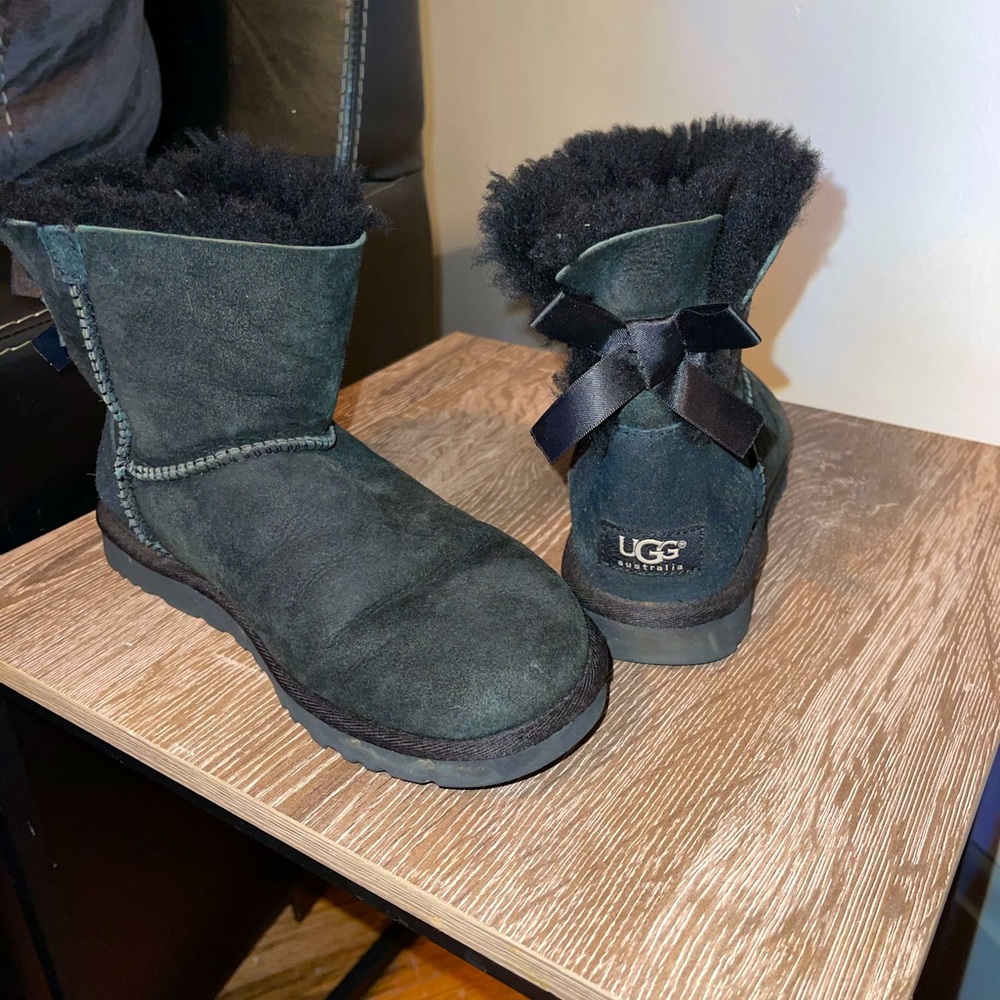 Ugh bow boots